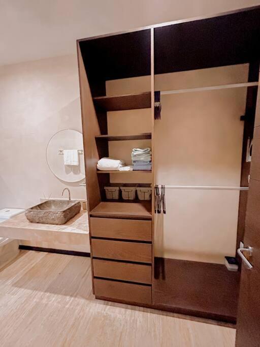 New Loft! Jungle Gym Pool *
